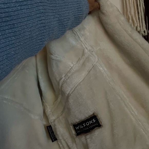 YELLOWSTONE Leather Ranch Coat - Picture 13 of 15